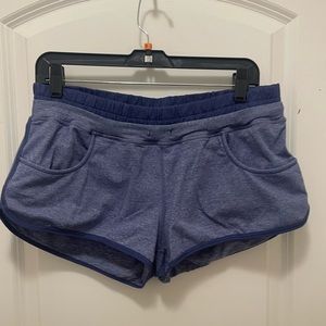 Lululemon shorts Sz 10